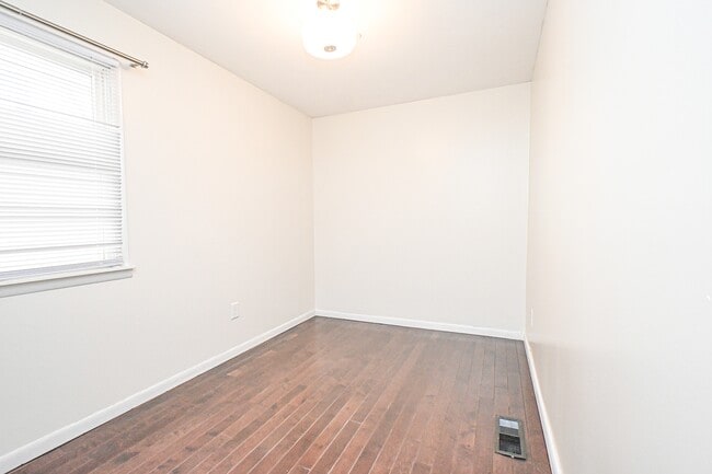 Building Photo - 4110 Eileen Dr