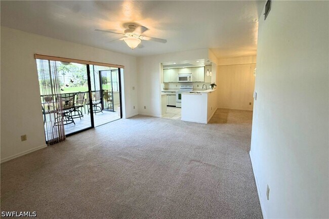 Building Photo - 7360 St Ives Way