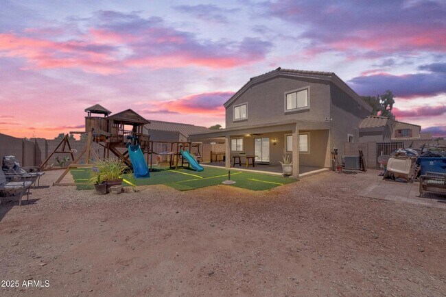 Building Photo - 23693 Grove St