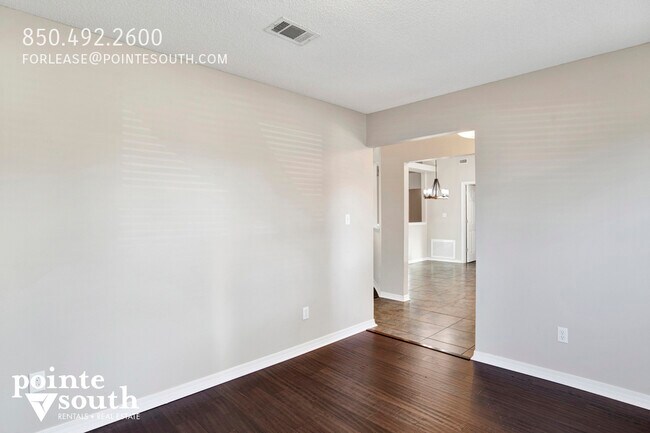 Building Photo - 512 Batten Blvd