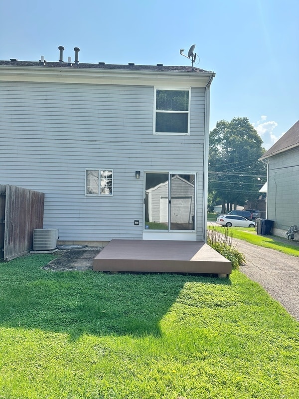 Building Photo - 540 N Crystal Ave