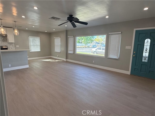 Building Photo - 7358 Riverton Ave