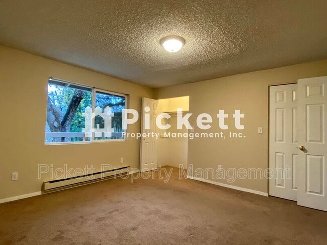 Building Photo - 11660 Schold Rd NW