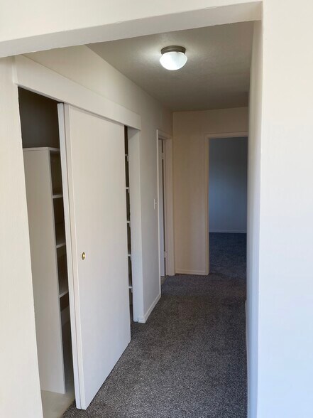 Halllway Storage - 226 E J St