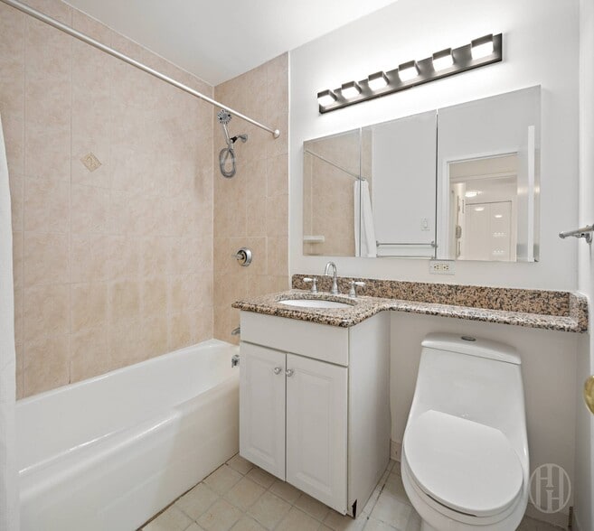 Building Photo - 20 W 64th St