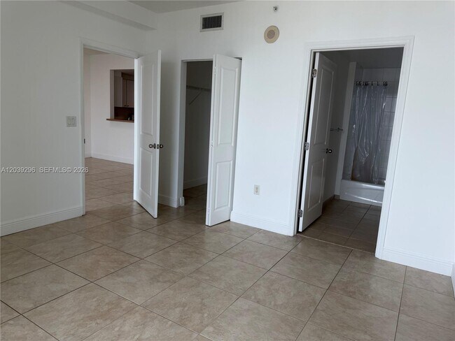 Building Photo - 1250 S Miami Ave