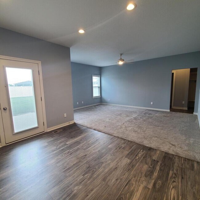 Building Photo - 13656 Four Elms Trail