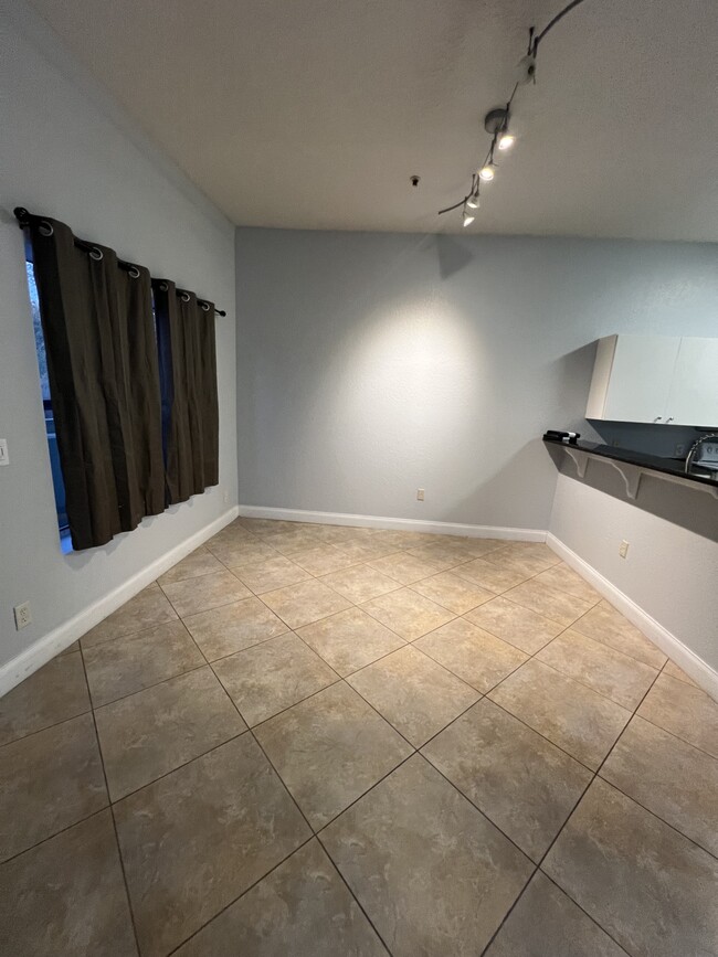 Dining Area - 5811 La Costa Dr