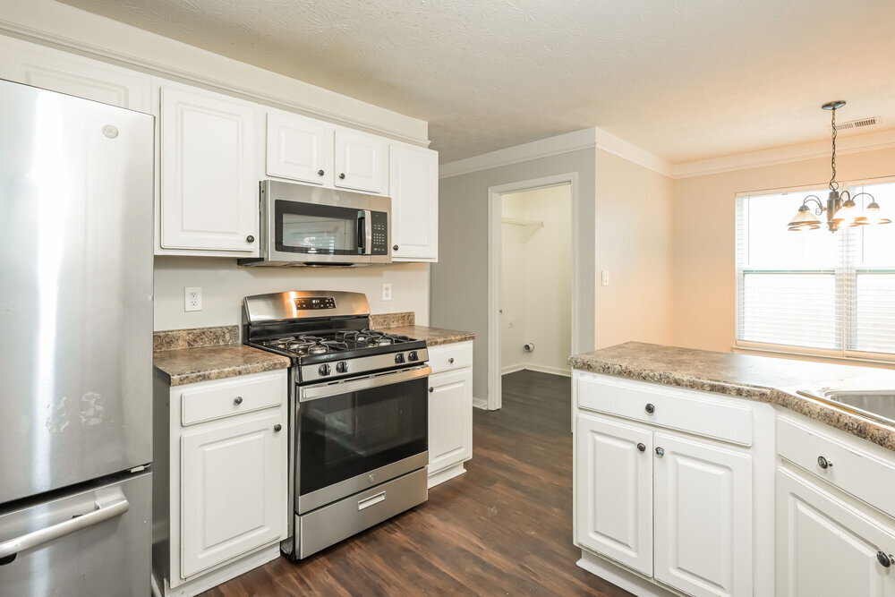 Building Photo - 1715 Heatherton Rd