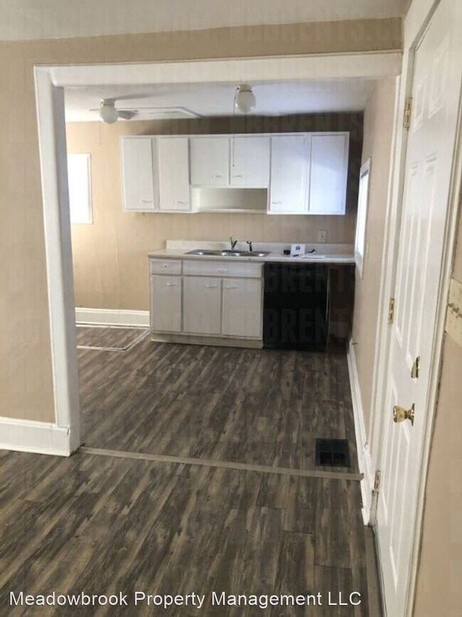 Building Photo - 1 br, 1 bath House - 1324 Campbell Avenue,