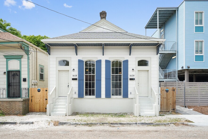 Primary Photo - 1618 Marigny St
