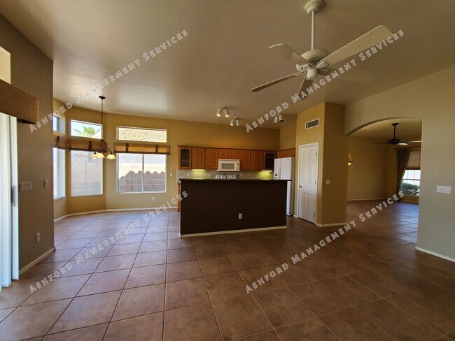 Building Photo - COYOTE LAKES BEAUTIFUL VIEW OF GOLF COURSE/NOT AGE RESTRICTED**NO TENANT FEES