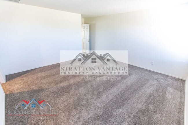 Building Photo - 24618 W Concorda Dr