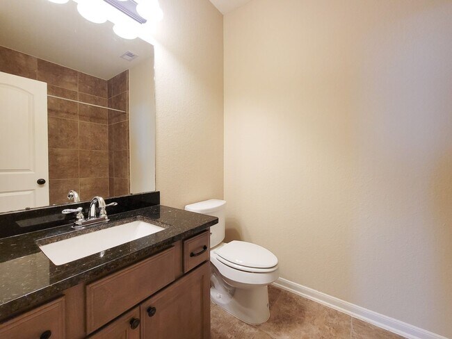 Building Photo - NEW 3 BEDROOM 2.5 BATH 2 CAR GARAGE HOME I...