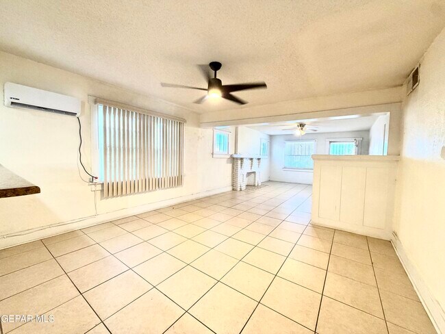 Building Photo - 3429 Tularosa Ave