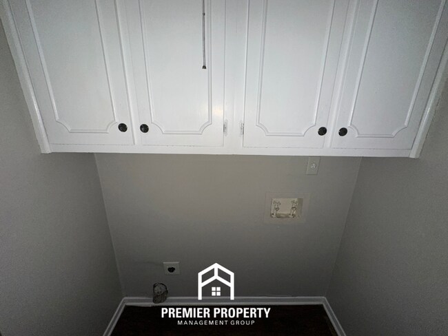 Building Photo - 4230 Runningbrook Cir