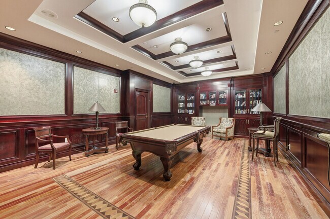 Building Photo - 9595 Collins Ave