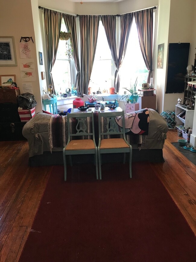 Building Photo - 1123 Grove Ave