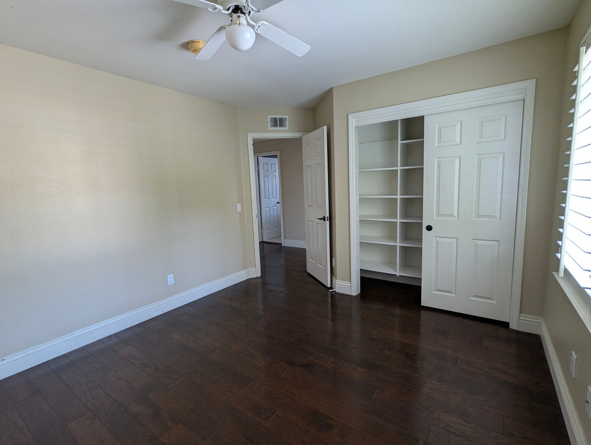 Building Photo - 2300 Rutland Pl