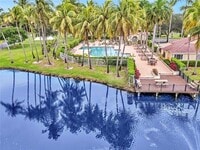 Building Photo - 851 Lyons Rd