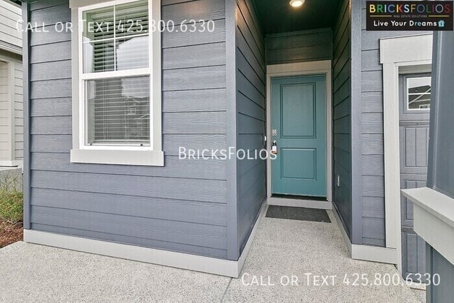 Building Photo - 1265 SW Pendleton Way