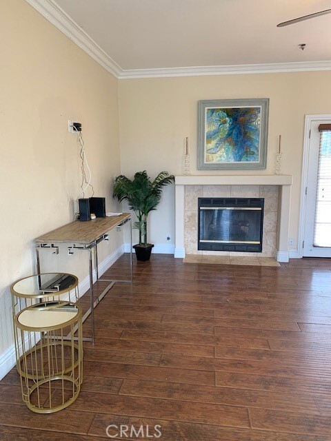 Building Photo - 1741 S Vallecito Dr