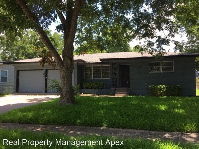 Primary Photo - 3 br, 2 bath House - 1821 S. 43rd St.