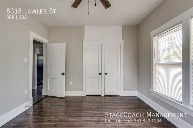 Building Photo - 8318 Lawler St