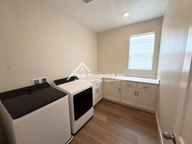 Building Photo - 2794 Elderberry St