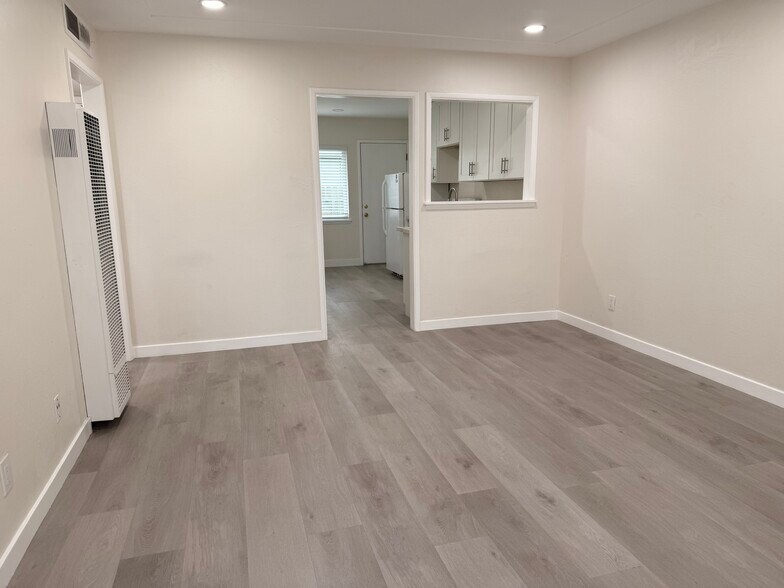 Building Photo - 2904 N 1st St