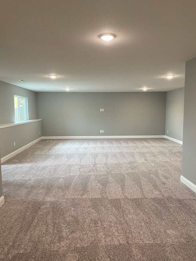 Building Photo - 3419 Laughlin St