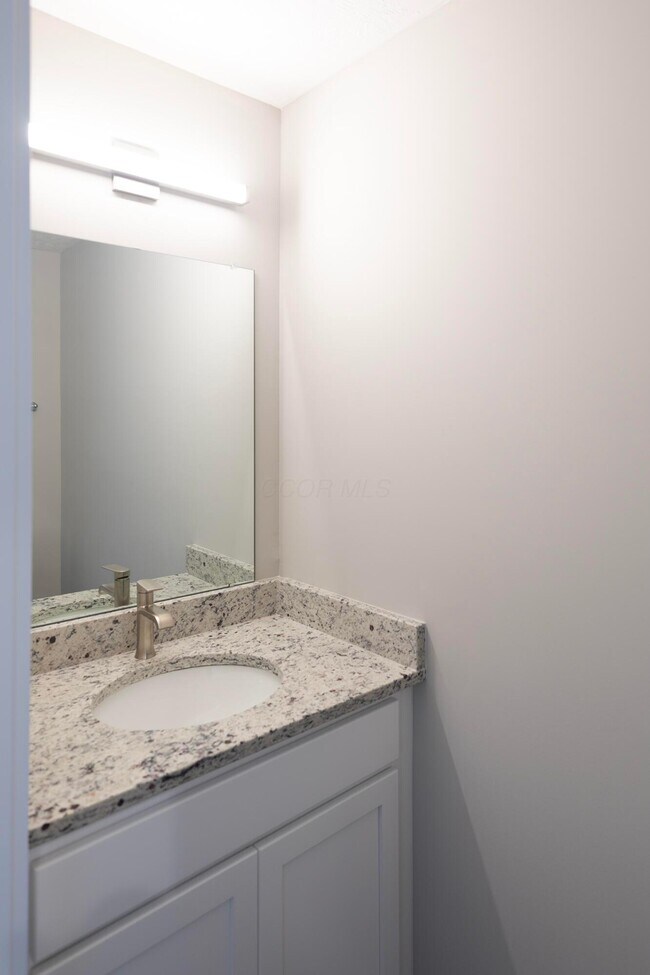 Building Photo - 297 Lenell Lp