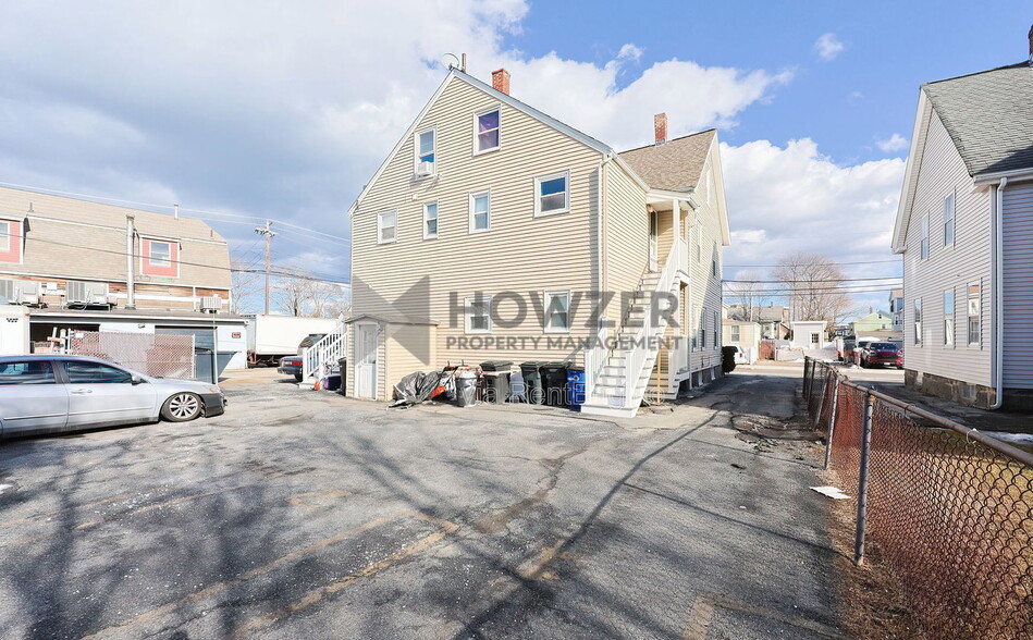 Building Photo - 128 Arnold St