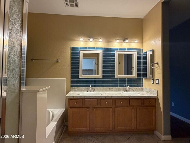 Building Photo - 17841 W Acapulco Ln