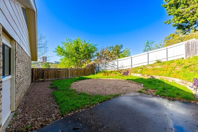 Building Photo - Scenic Brook West Sanctuary: Well-Maintained Home with Expansive Backyard