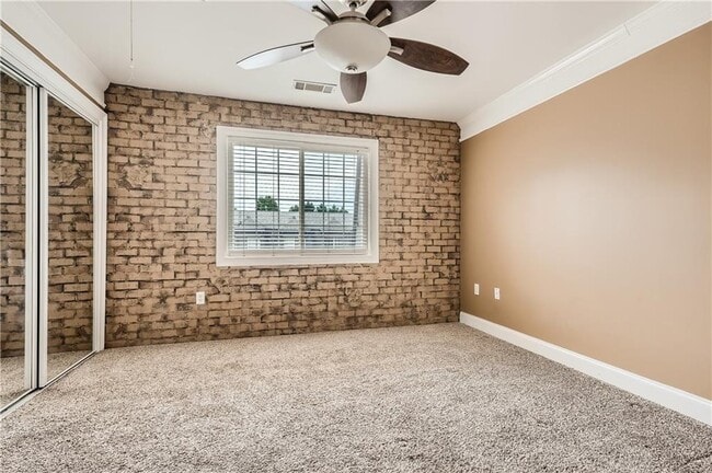 Building Photo - 109 Rondak Cir
