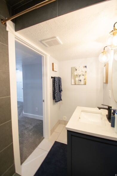 Building Photo - 4931 E Hidden Steppe Bnd