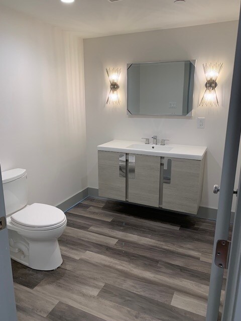 Lower level bath - 16 Pierce St