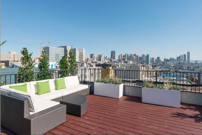 Building Photo - 1 Bed, 1 Bath SOMA Condo - Newer Bldg with...