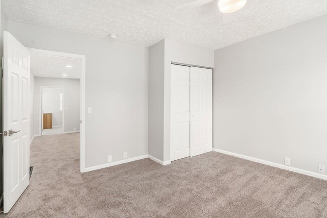 Building Photo - 426 E Mithoff St