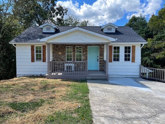 Building Photo - 104 Highland Dr