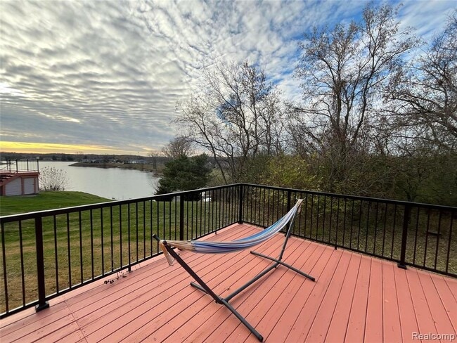 Building Photo - 19479 Scenic Harbour Dr