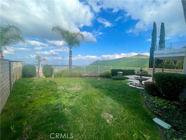 Building Photo - 16376 Skyridge Dr