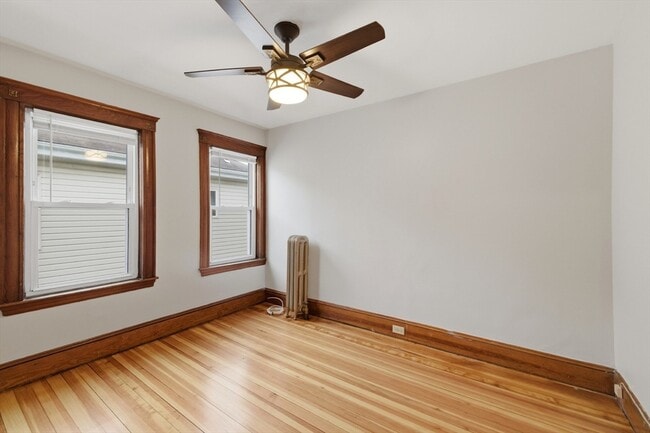 Building Photo - 54 Thomas St