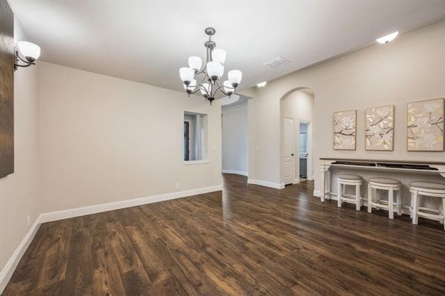 Building Photo - 335 Bluewood Dr