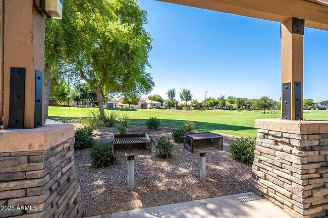 Building Photo - 4711 E Buckboard Ct