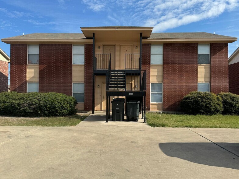 Primary Photo - 1508 Benttree Dr