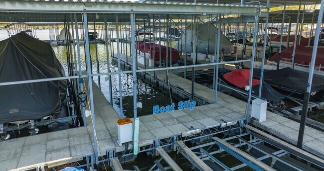 Building Photo - 1217 Jeffries Rd