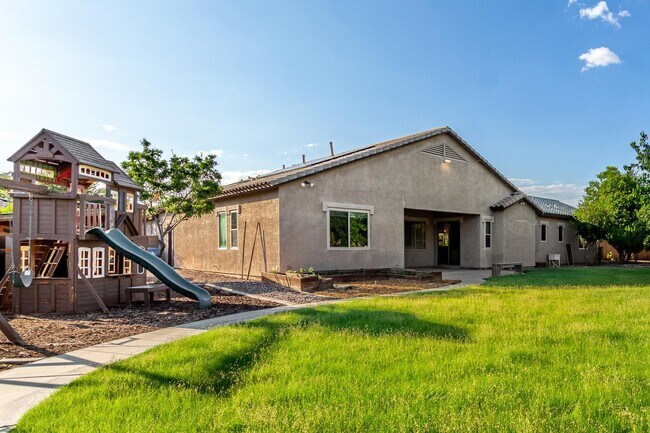 Building Photo - 4326 E Cloudburst Ct