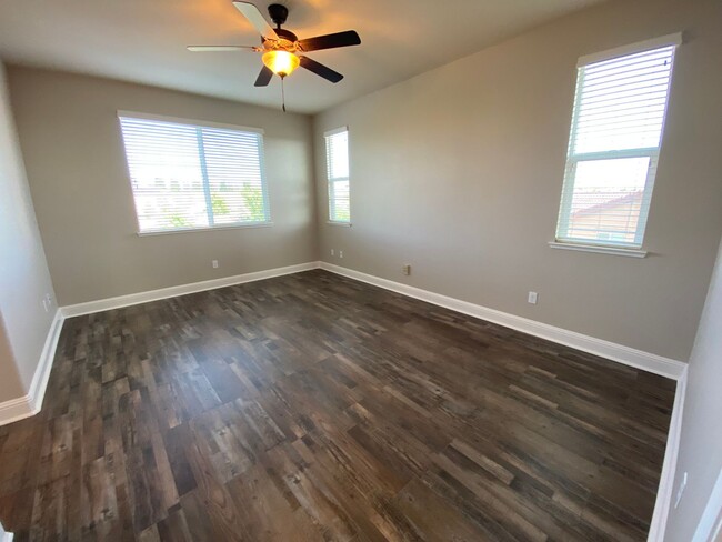 Building Photo - Gorgeous Like New Rancho Cordova Home